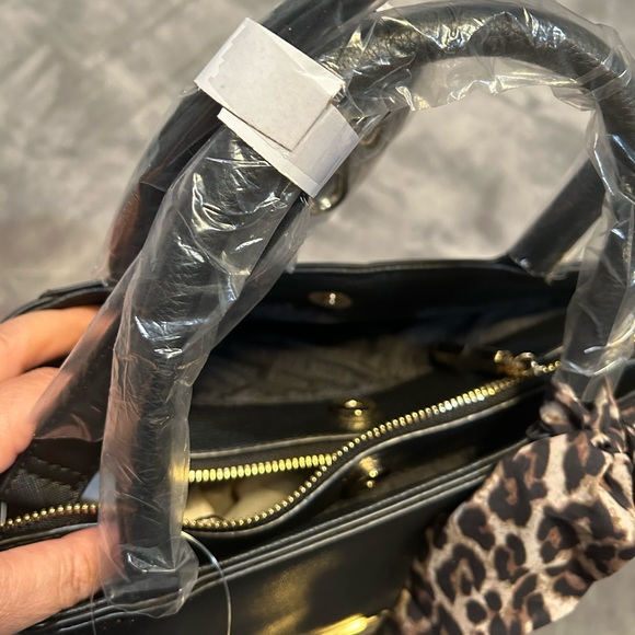 Purse - Picture 4 of 12